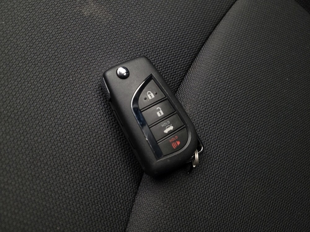 2021 Toyota Corolla in Mesa, AZ 85210 - 18106401 32