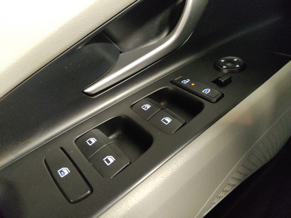 2024 Hyundai Elantra in Mesa, AZ 85210 - 18106405 27