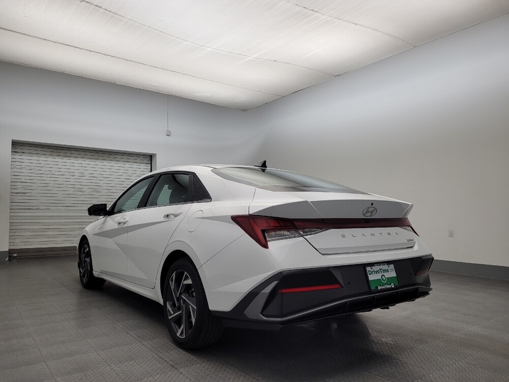 2024 Hyundai Elantra in Mesa, AZ 85210 - 18106405 5