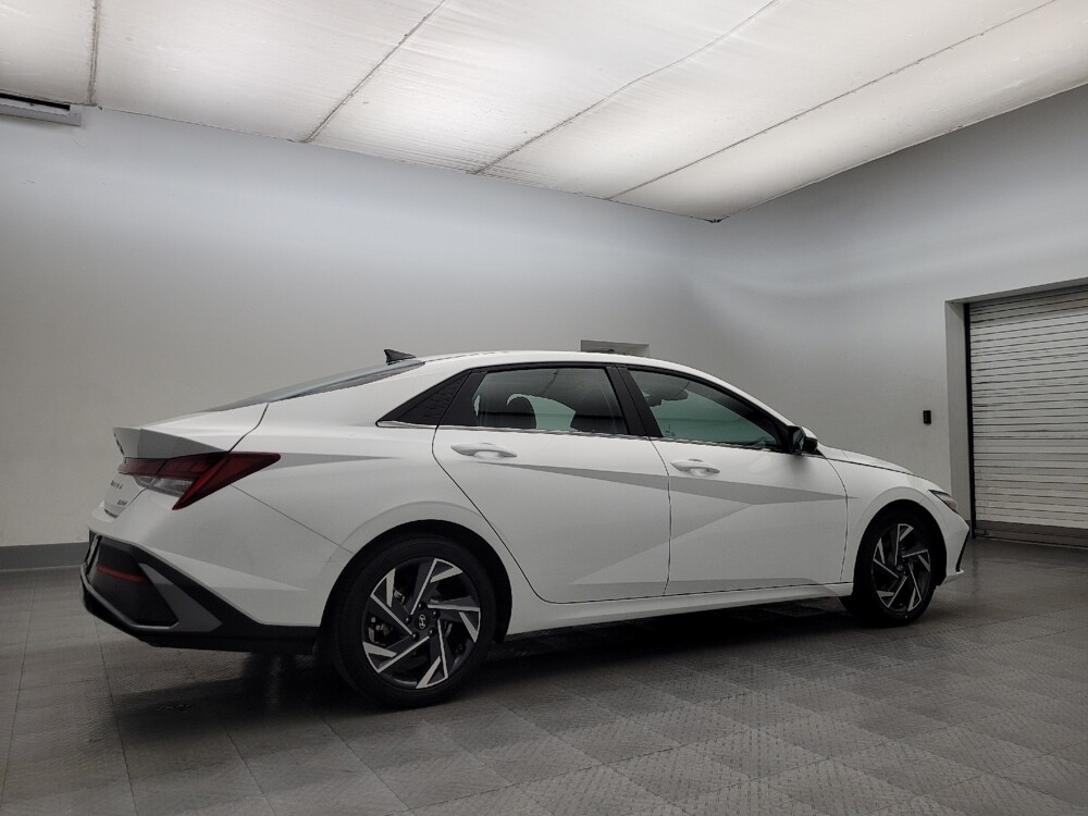 2024 Hyundai Elantra in Mesa, AZ 85210 - 18106405 10