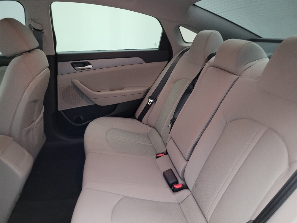2018 Hyundai Sonata in Albuquerque, NM 87123 - 18106407 18