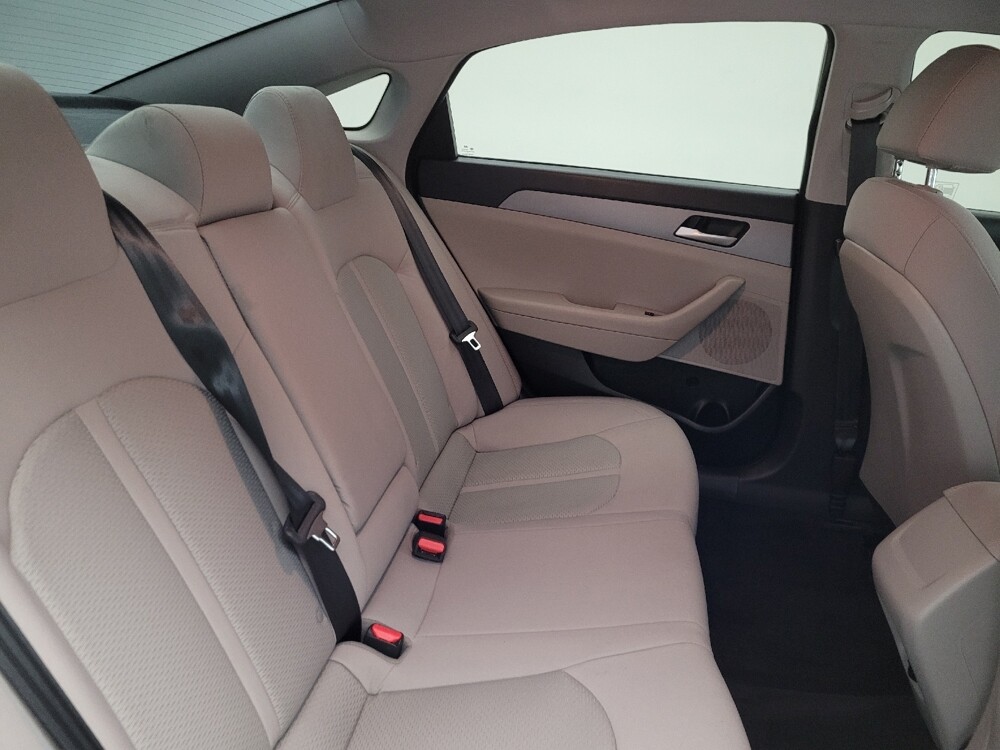 2018 Hyundai Sonata in Albuquerque, NM 87123 - 18106407 19