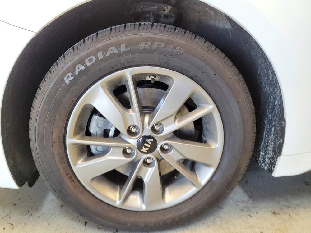 2017 Kia Optima in Riverside, CA 92504 - 18106409 31