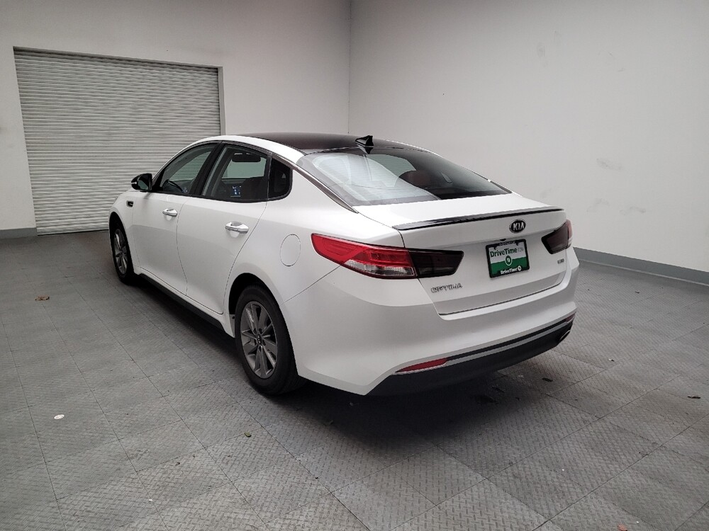 2017 Kia Optima in Riverside, CA 92504 - 18106409 5