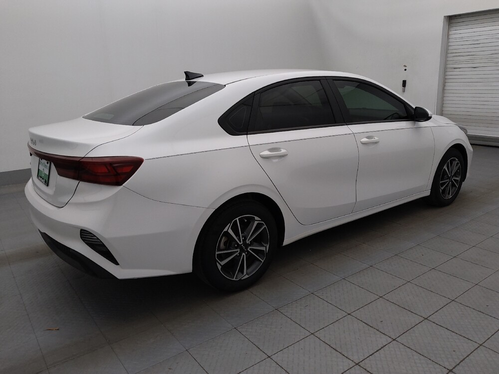 2022 Kia Forte in Lakeland, FL 33815 - 18106413 10