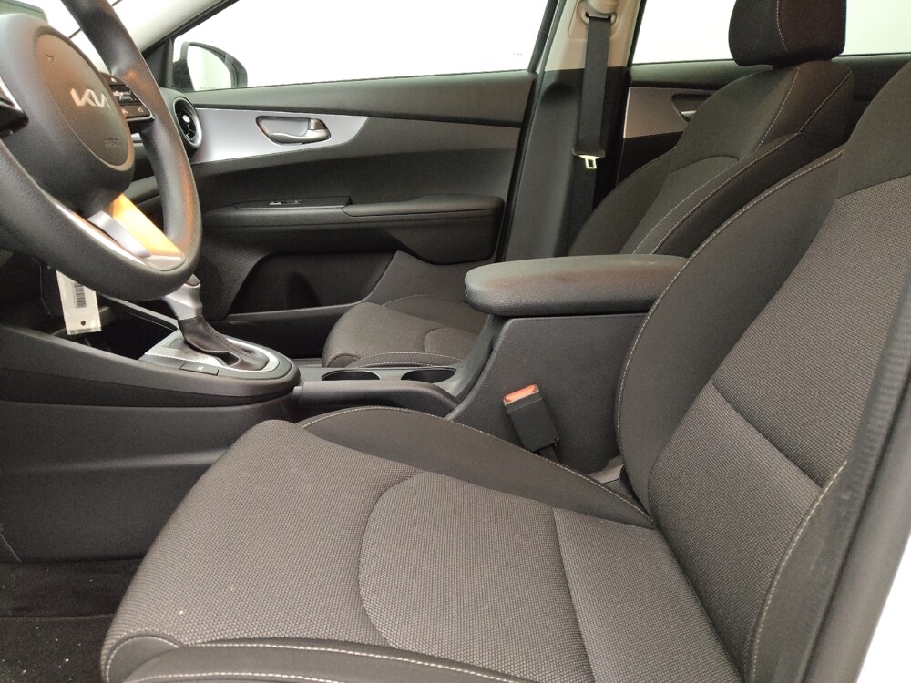 2022 Kia Forte in Lakeland, FL 33815 - 18106413 17