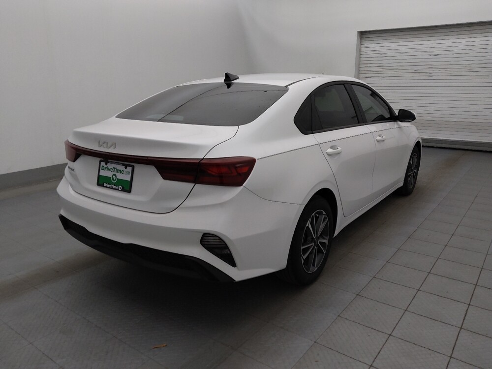 2022 Kia Forte in Lakeland, FL 33815 - 18106413 9