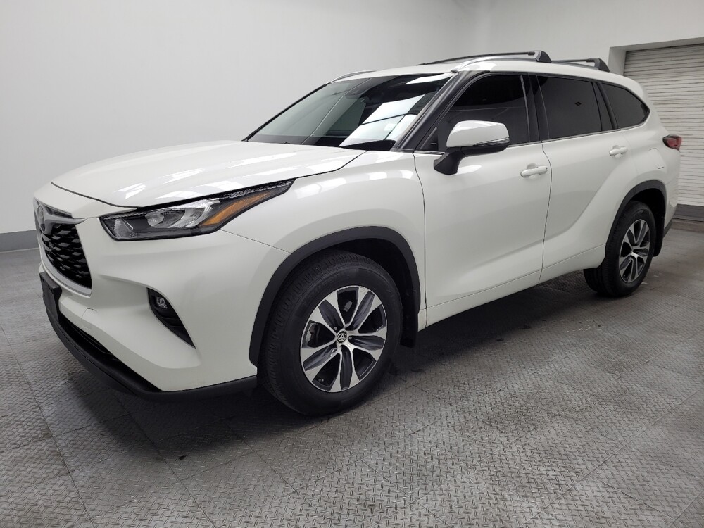 2020 Toyota Highlander in Las Vegas, NV 89102 - 18106426 2