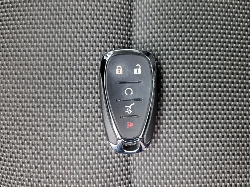 2018 Chevrolet Traverse in Eastpointe, MI 48021 - 18106427 32