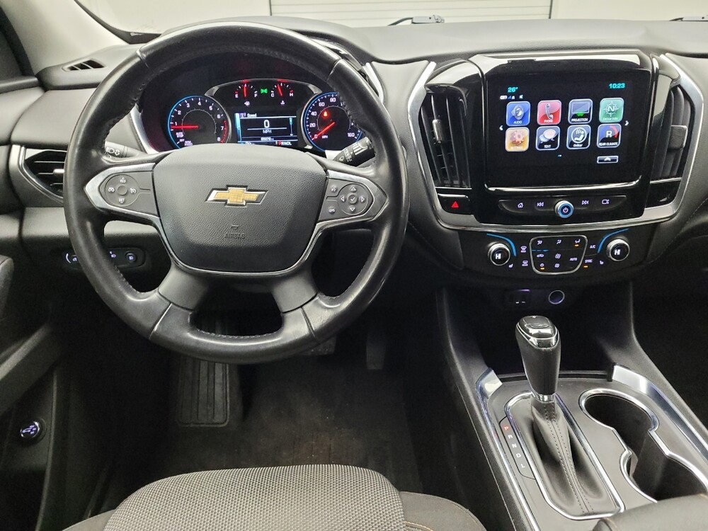 2018 Chevrolet Traverse in Eastpointe, MI 48021 - 18106427 22