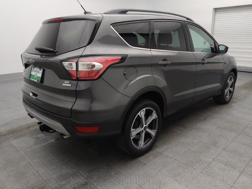 2017 Ford Escape in Orlando, FL 32808 - 18106428 9