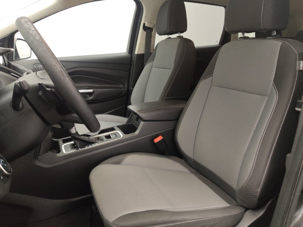 2017 Ford Escape in Orlando, FL 32808 - 18106428 17