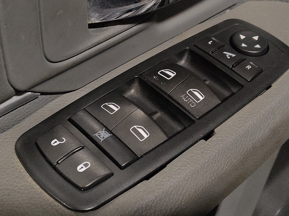 2015 RAM 1500 in Jacksonville, FL 32210 - 18106432 27