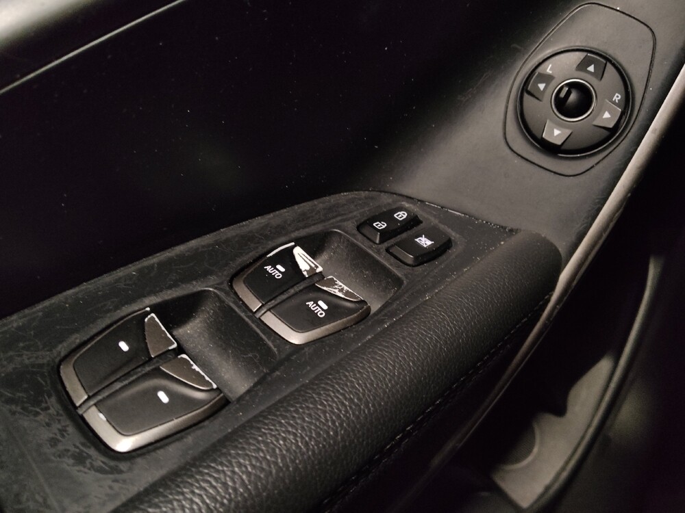 2017 Hyundai Santa Fe in Raleigh, NC 27604 - 18106433 27