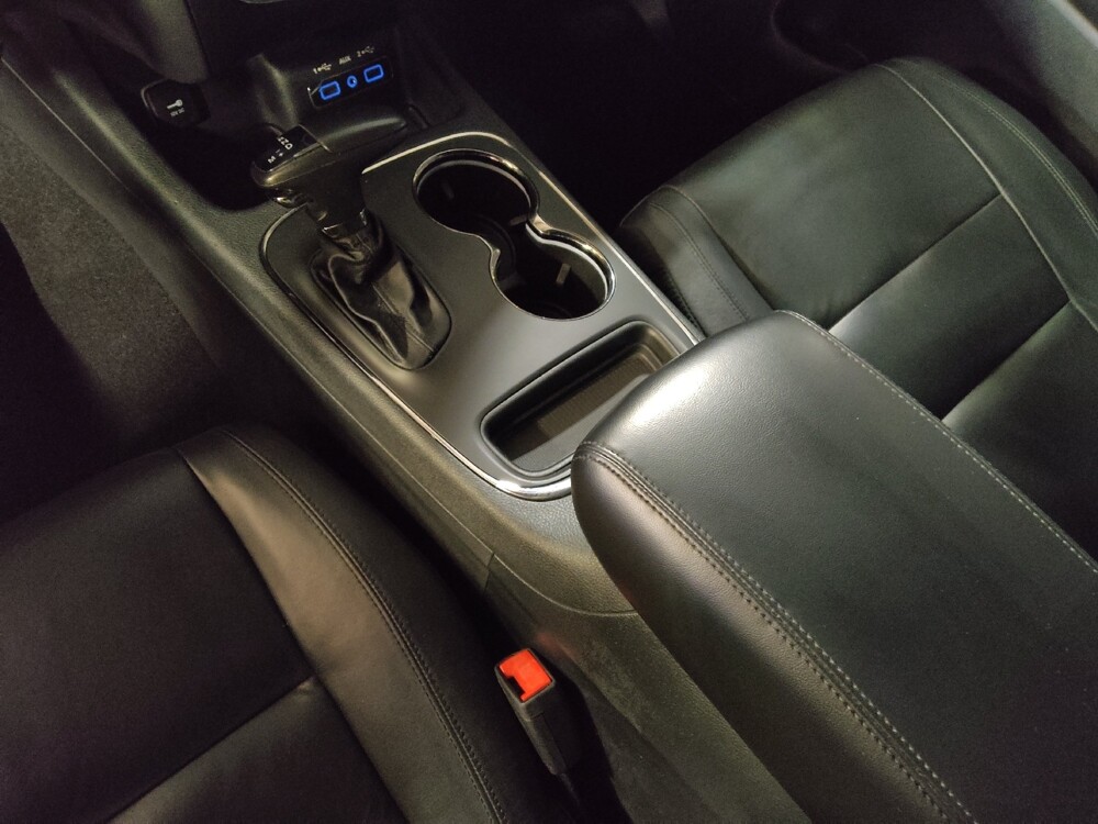 2019 Dodge Durango in Jacksonville, FL 32225 - 18106436 26