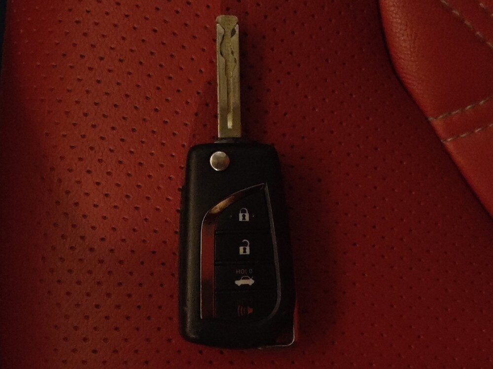 2019 Toyota Camry in Greenville, SC 29607 - 18106437 32