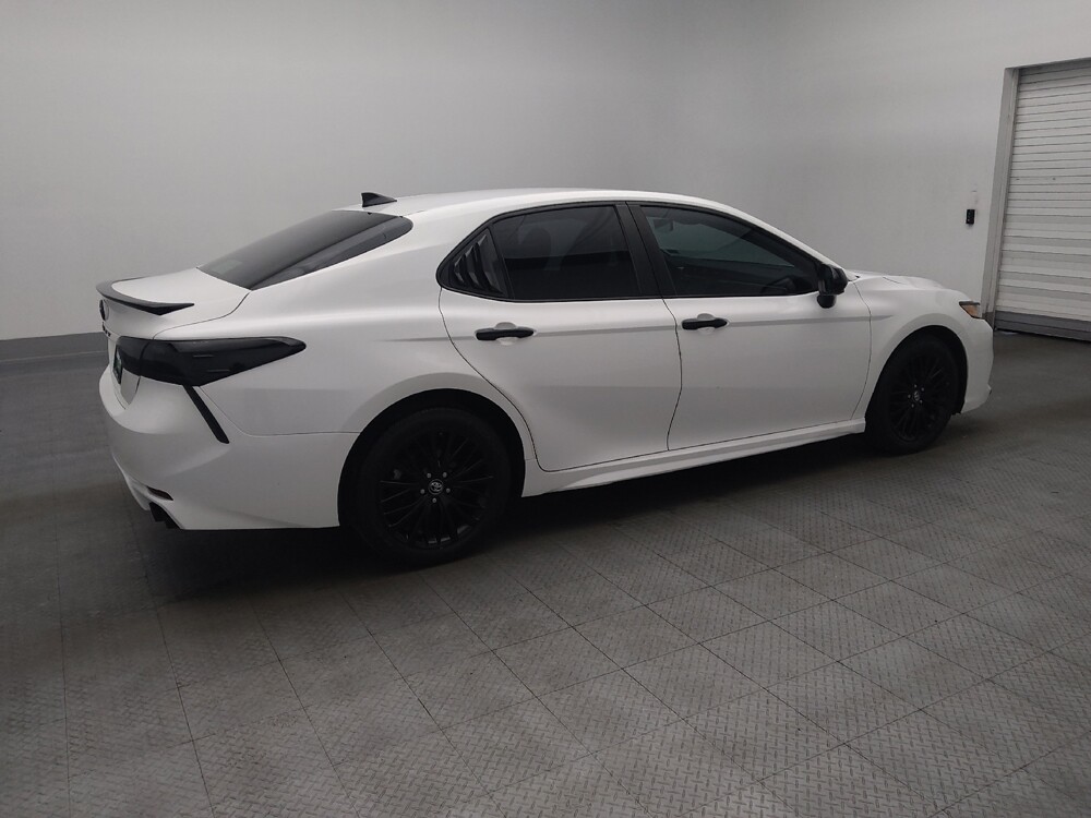 2019 Toyota Camry in Greenville, SC 29607 - 18106437 10