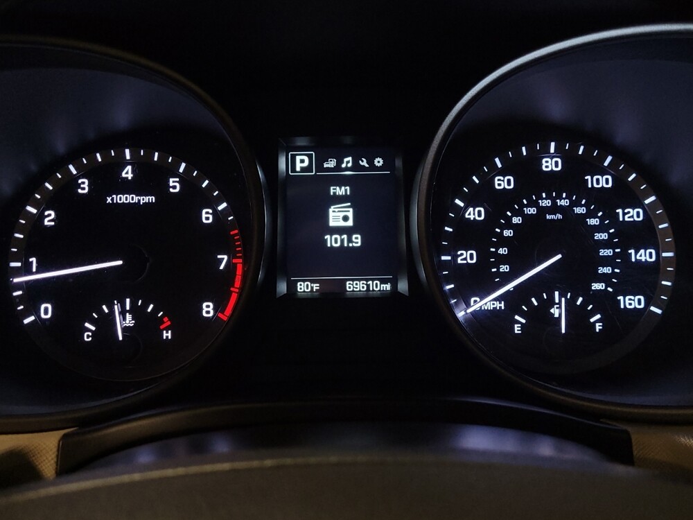 2018 Hyundai Santa Fe in Jacksonville, FL 32210 - 18106438 23