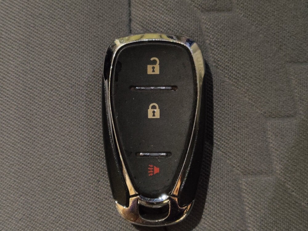 2020 Chevrolet Equinox in Raleigh, NC 27604 - 18106450 32