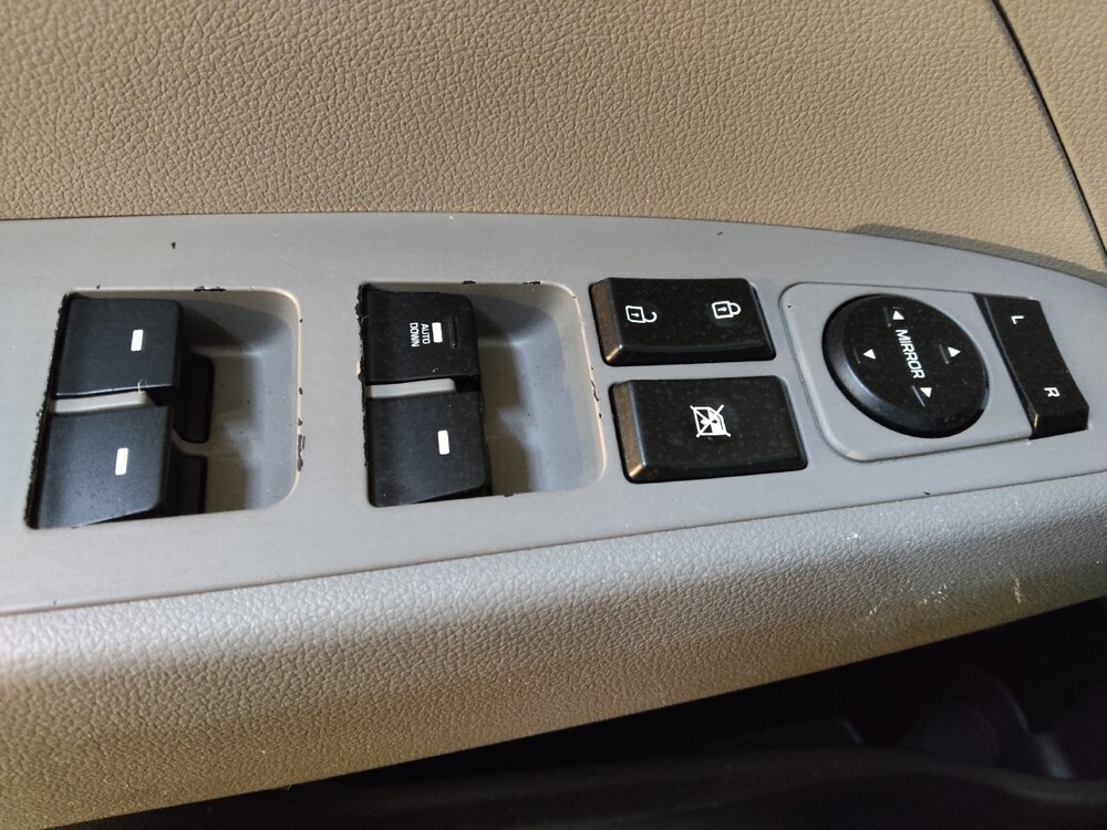 2017 Hyundai Elantra in Winston-Salem, NC 27103 - 18106463 27