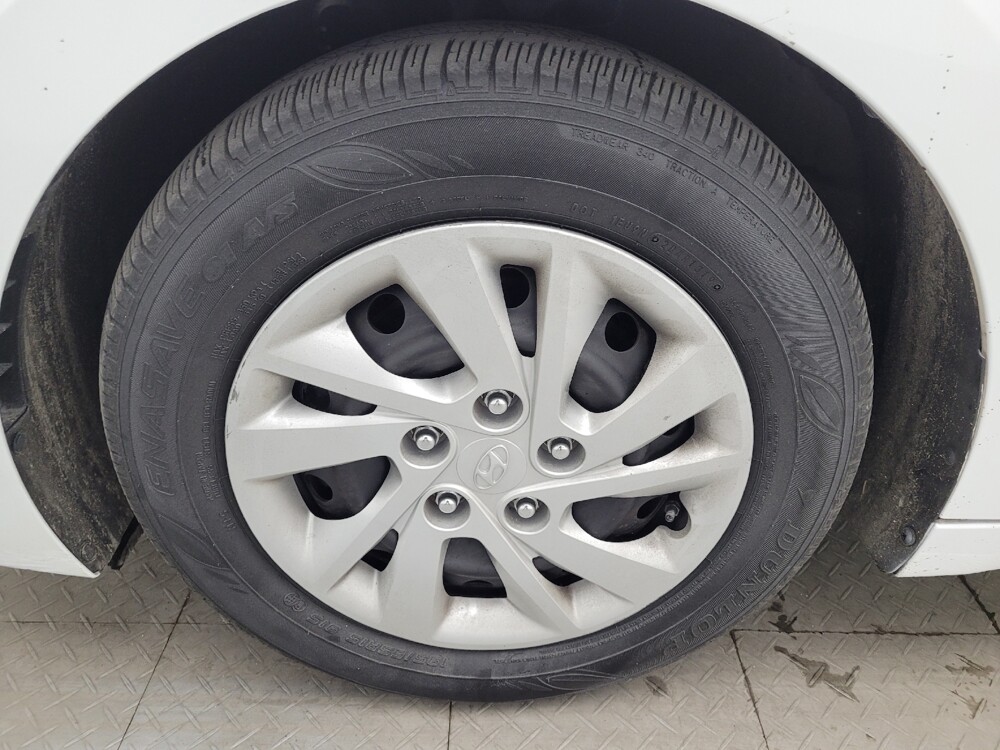 2017 Hyundai Elantra in Winston-Salem, NC 27103 - 18106463 31