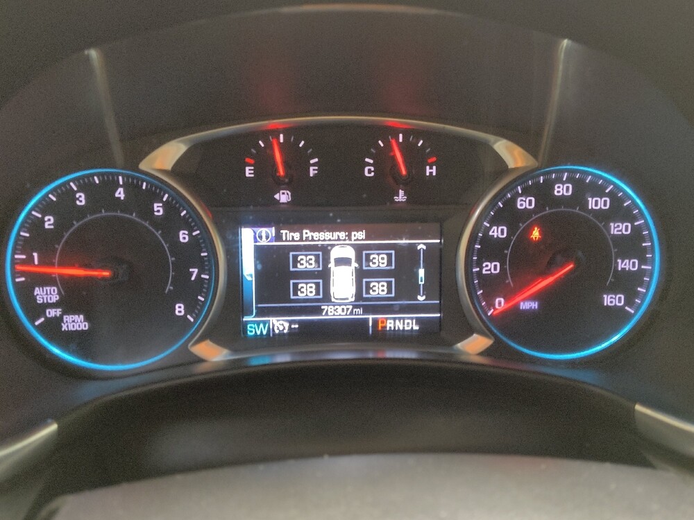 2018 Chevrolet Equinox in Winston-Salem, NC 27103 - 18106465 23