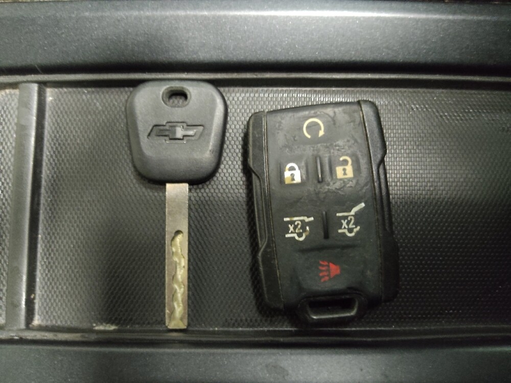 2018 Chevrolet Tahoe in Gastonia, NC 28056 - 18106467 32