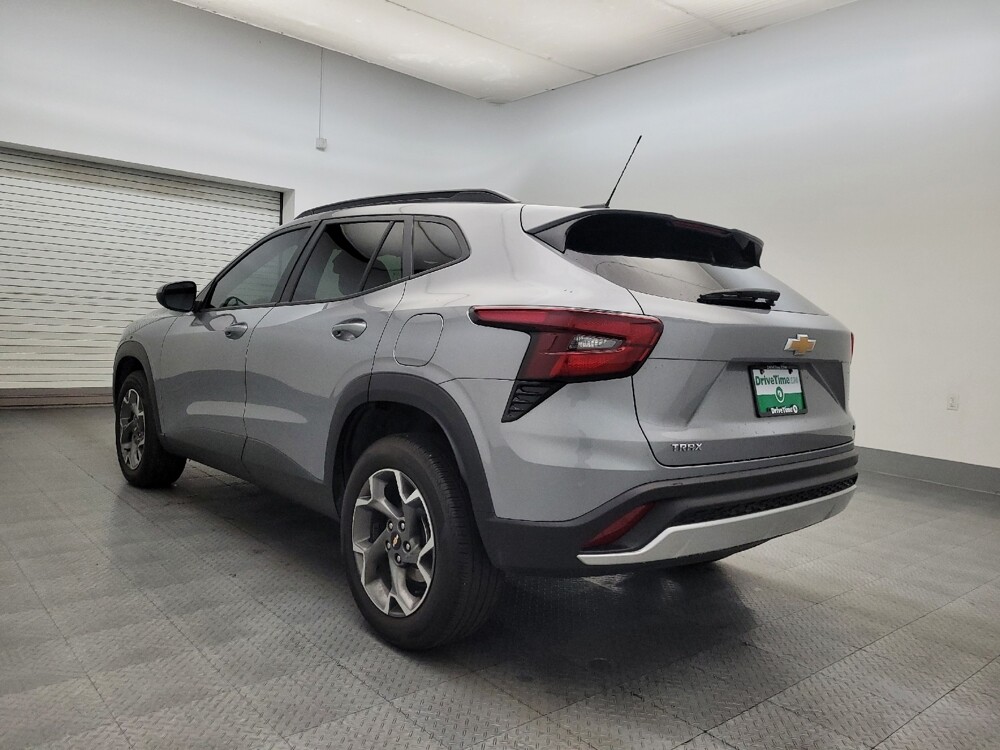 2025 Chevrolet Trax in Mesa, AZ 85210 - 18106478 5