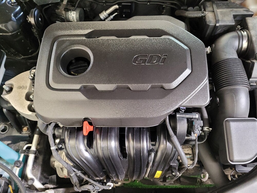 2018 Kia Optima in Louisville, KY 40258 - 18106479 30