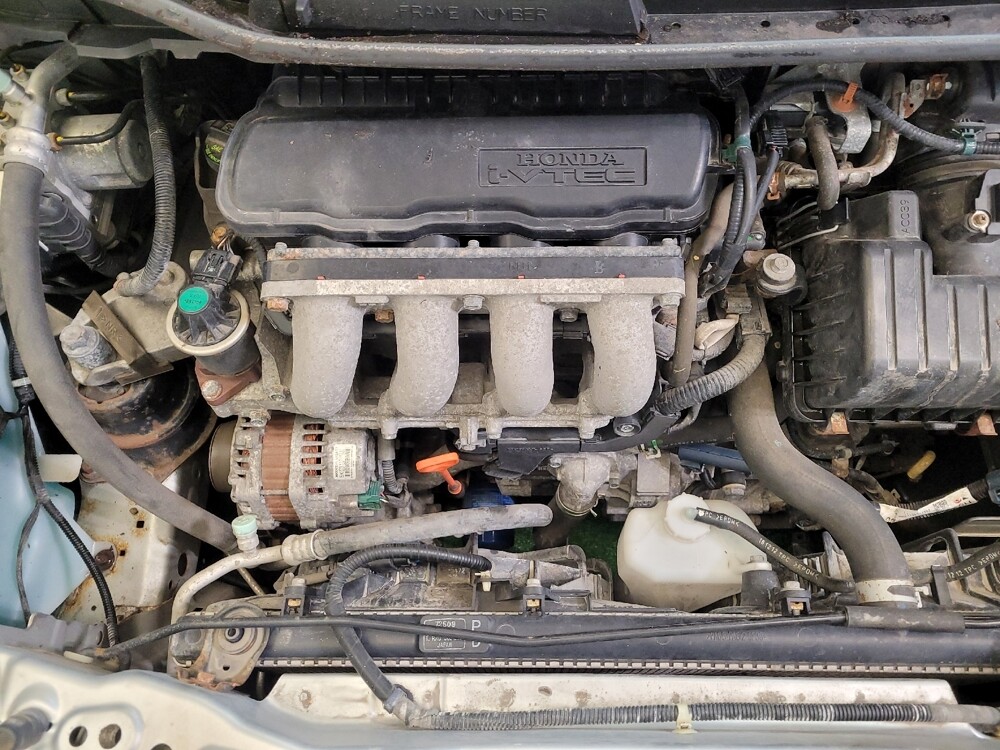 2013 Honda Fit in Louisville, KY 40258 - 18106480 30