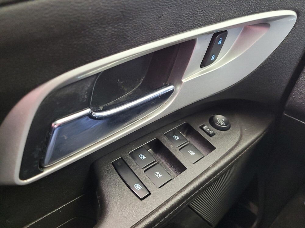 2014 Chevrolet Equinox in Louisville, KY 40258 - 18106482 27