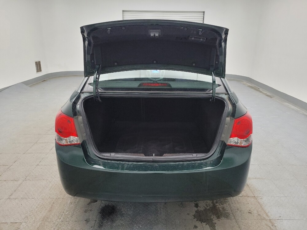 2015 Chevrolet Cruze in Louisville, KY 40258 - 18106484 29