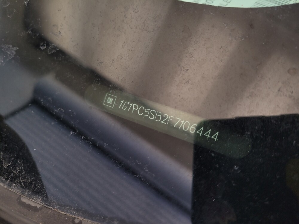 2015 Chevrolet Cruze in Louisville, KY 40258 - 18106484 33