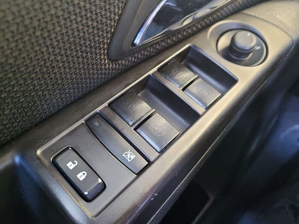 2015 Chevrolet Cruze in Louisville, KY 40258 - 18106484 27