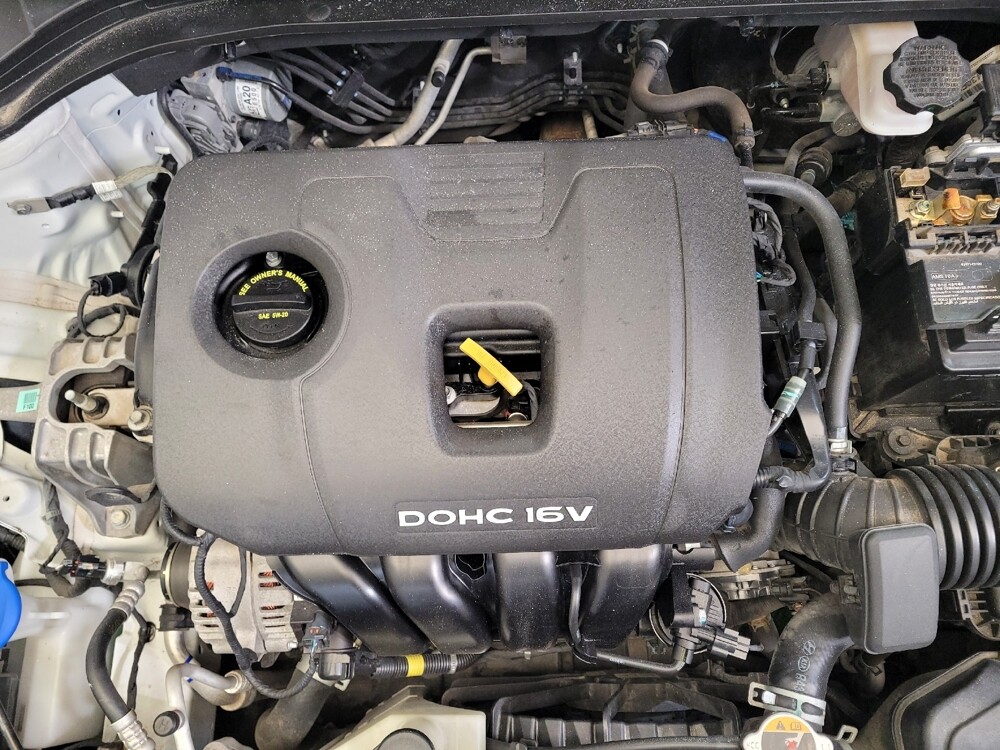 2018 Hyundai Elantra in Louisville, KY 40258 - 18106485 30