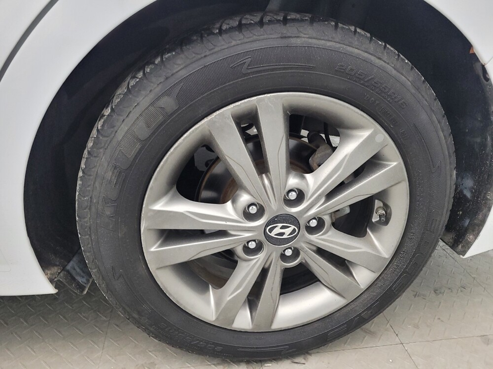 2018 Hyundai Elantra in Louisville, KY 40258 - 18106485 31