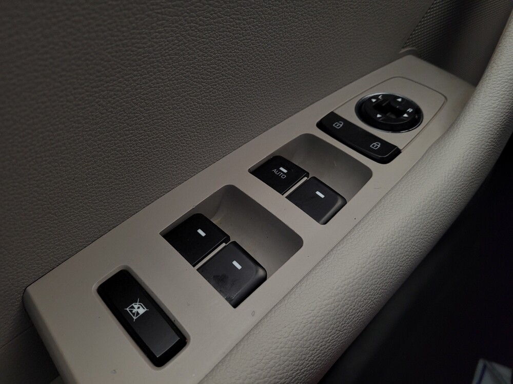 2015 Hyundai Sonata in Louisville, KY 40258 - 18106488 27