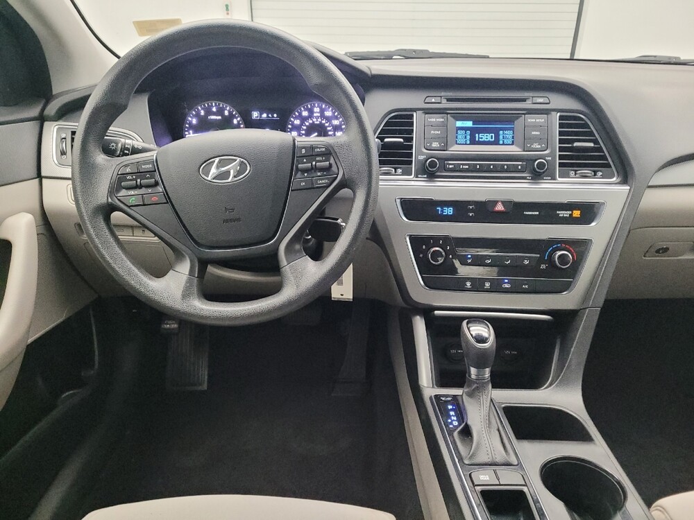 2015 Hyundai Sonata in Louisville, KY 40258 - 18106488 22