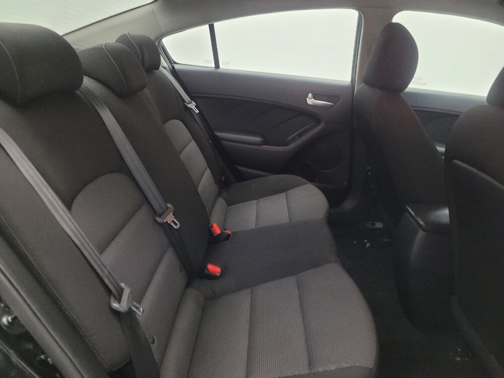 2017 Kia Forte in Louisville, KY 40258 - 18106489 19