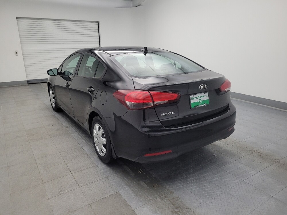 2017 Kia Forte in Louisville, KY 40258 - 18106489 5