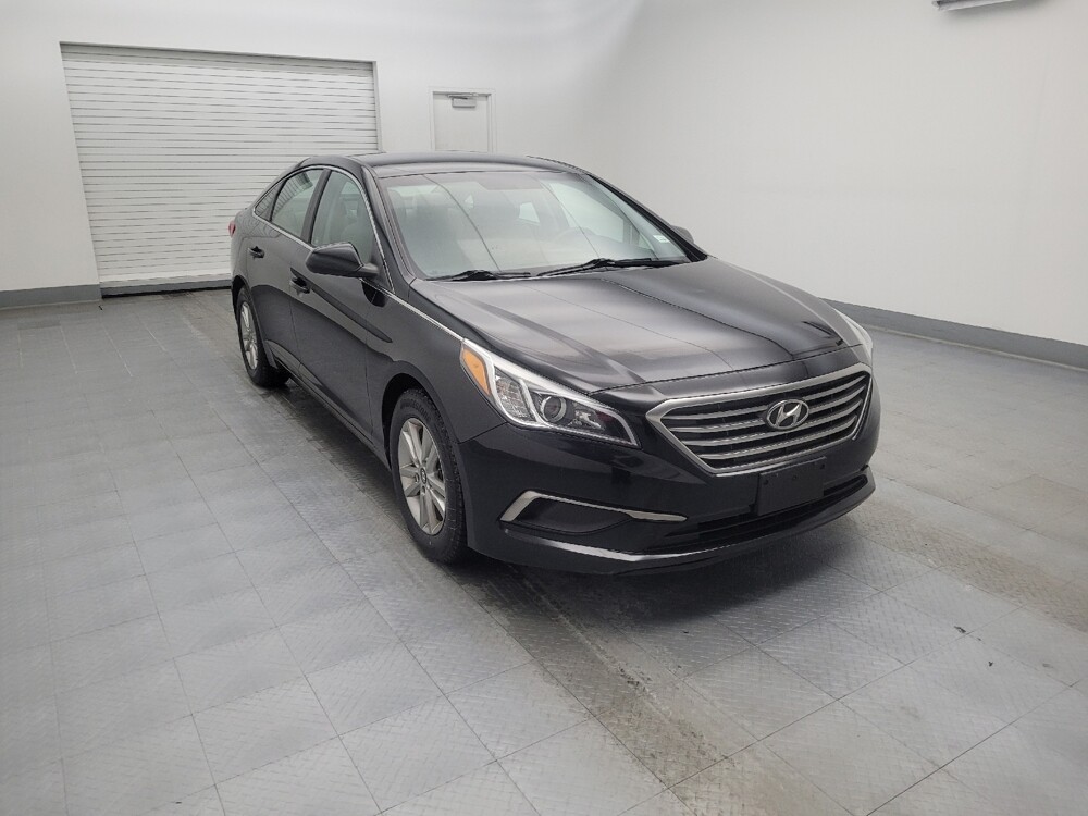2016 Hyundai Sonata in Louisville, KY 40258 - 18106490 13