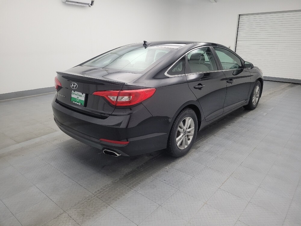 2016 Hyundai Sonata in Louisville, KY 40258 - 18106490 9