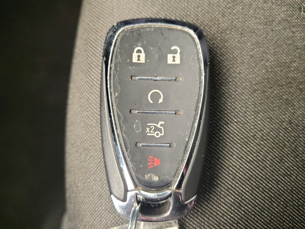 2019 Chevrolet Equinox in Louisville, KY 40258 - 18106492 32