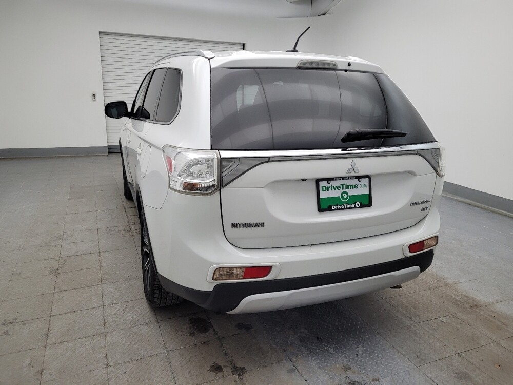2015 Mitsubishi Outlander in Louisville, KY 40258 - 18106496 6