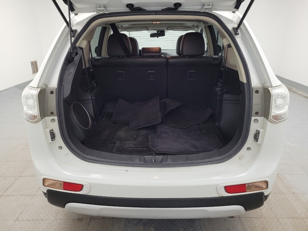 2015 Mitsubishi Outlander in Louisville, KY 40258 - 18106496 29