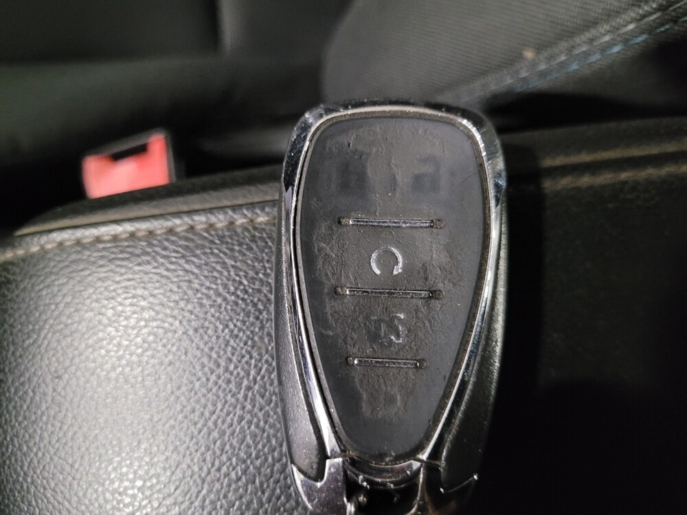 2016 Chevrolet Cruze in Henrico, VA 23223 - 18106506 32