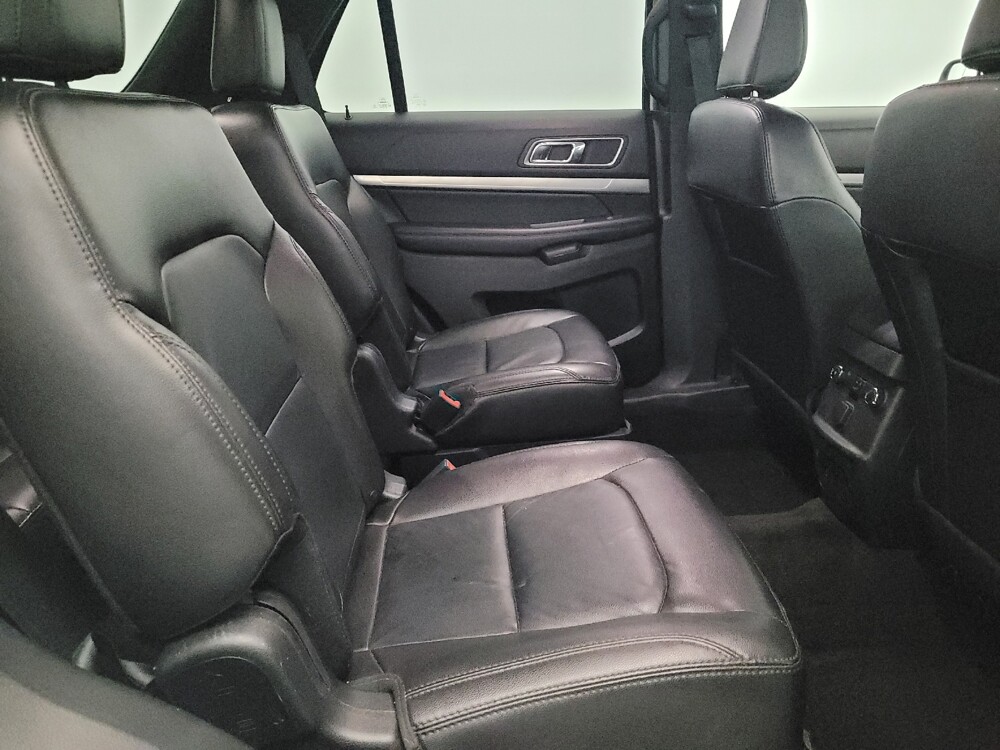 2018 Ford Explorer in Pittsburgh, PA 15237 - 18106509 19