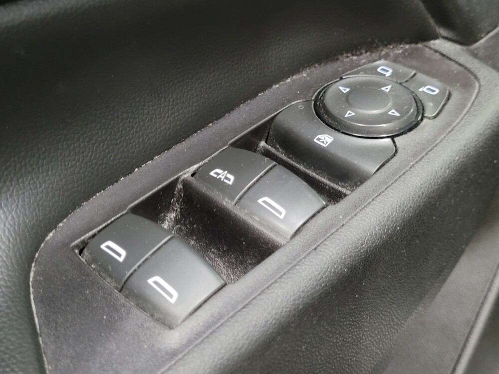 2019 Chevrolet Equinox in Temple Hills, MD 20746 - 18106518 27