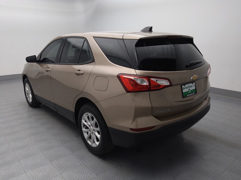 2019 Chevrolet Equinox in Wichita, KS 67207 - 18106519 5