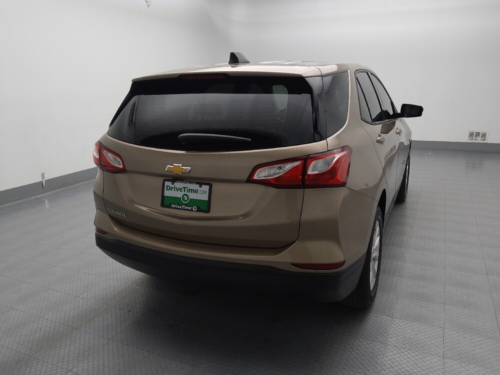 2019 Chevrolet Equinox in Wichita, KS 67207 - 18106519 7